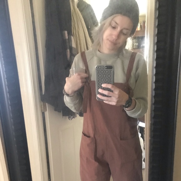 New Kid in Town - Picture 10 of 15